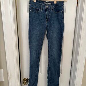 Levi's 311 Shaping Skinny Size 28